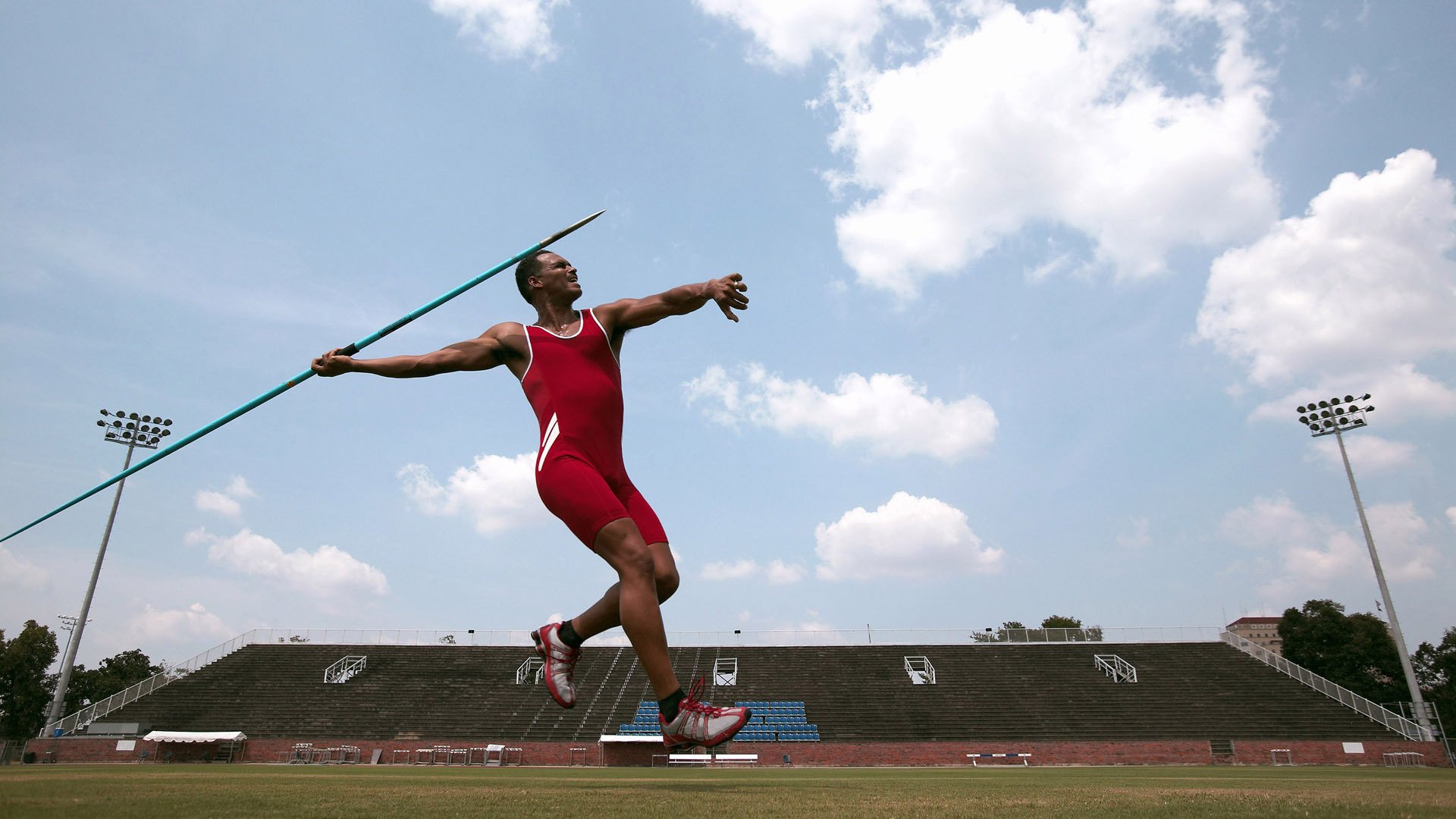 星空体育最新网址-自行车环法赛，山地挑战引关注，环法自行车赛需要多少时间